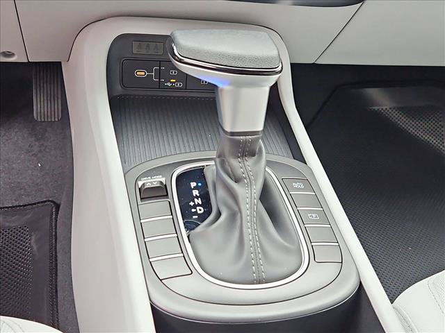 New 2027 Hyundai Kona SE FWD image 13
