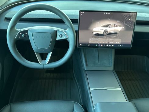 Used 2025 Tesla Model 3 RWD image 15