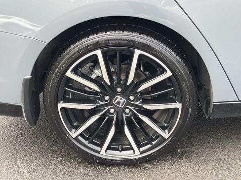 Used 2025 Honda Accord Touring image 13