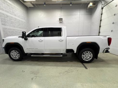 Used 2024 GMC Sierra 3500 SLE w/ SLE Value Package AWD/4WD image 8
