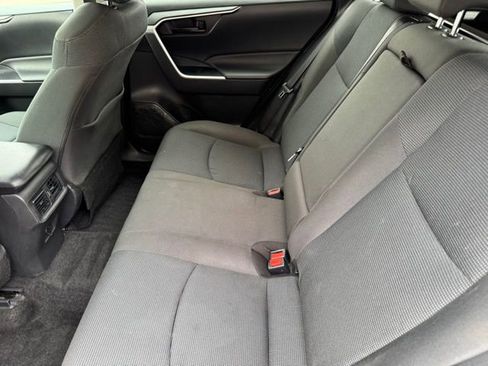 Certified 2022 Toyota RAV4 LE image 7