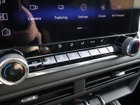 New 2026 Chevrolet Colorado LT w/ LT Convenience Package image 27