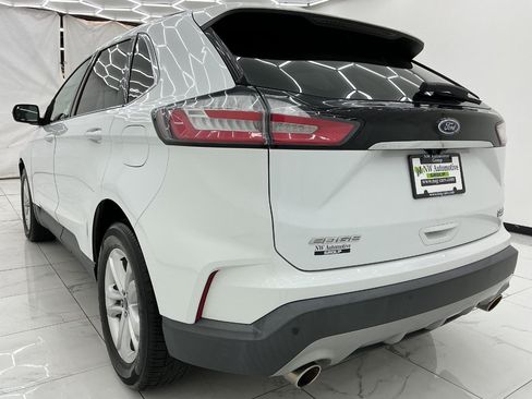 Used 2019 Ford Edge SEL FWD image 9