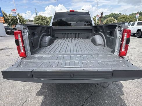 Used 2023 Ford F250 Lariat w/ Lariat Ultimate Package AWD/4WD image 28