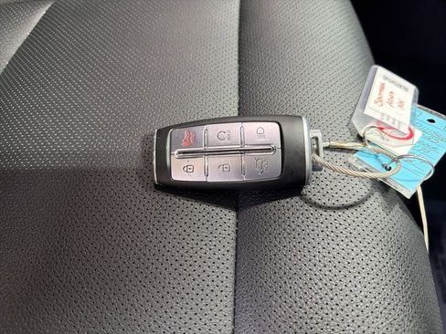 Used 2025 Genesis GV70 2.5T image 28