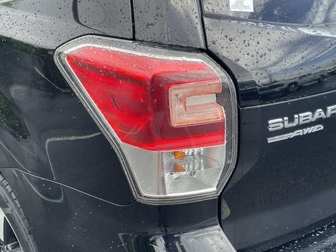 Used 2018 Subaru Forester 2.5i Premium AWD/4WD image 10