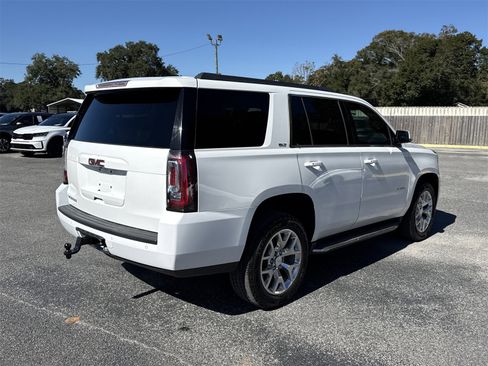 Used 2017 GMC Yukon SLT image 5