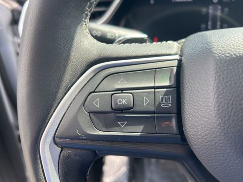 Certified 2023 Jeep Grand Cherokee Laredo w/ Luxury Tech Group I image 45