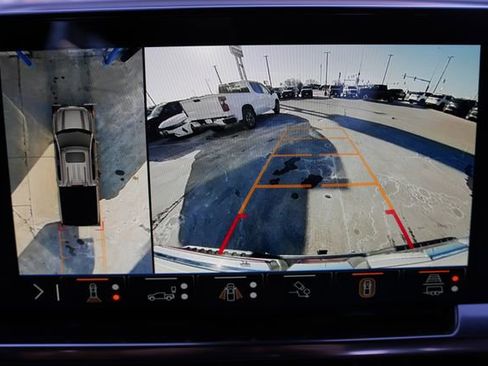 Used 2024 GMC Sierra 1500 SLT w/ SLT Premium Plus Package image 24