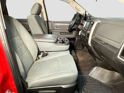 Used 2017 RAM 1500 Classic SLT image 25