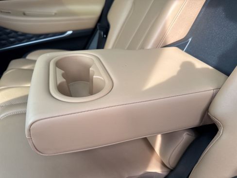 Used 2023 Hyundai Santa Fe Calligraphy image 14