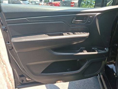 Used 2025 Honda Odyssey EX-L image 13