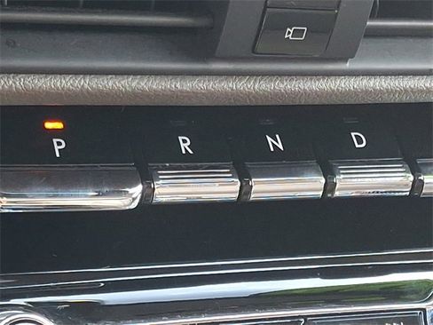 Used 2022 Lincoln Corsair Reserve w/ Elements Package image 16