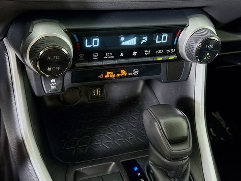 Used 2023 Toyota RAV4 XLE AWD/4WD image 10