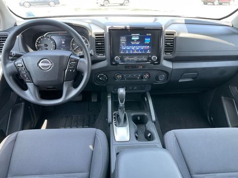 Certified 2022 Nissan Frontier S w/ Technology Package AWD/4WD image 10
