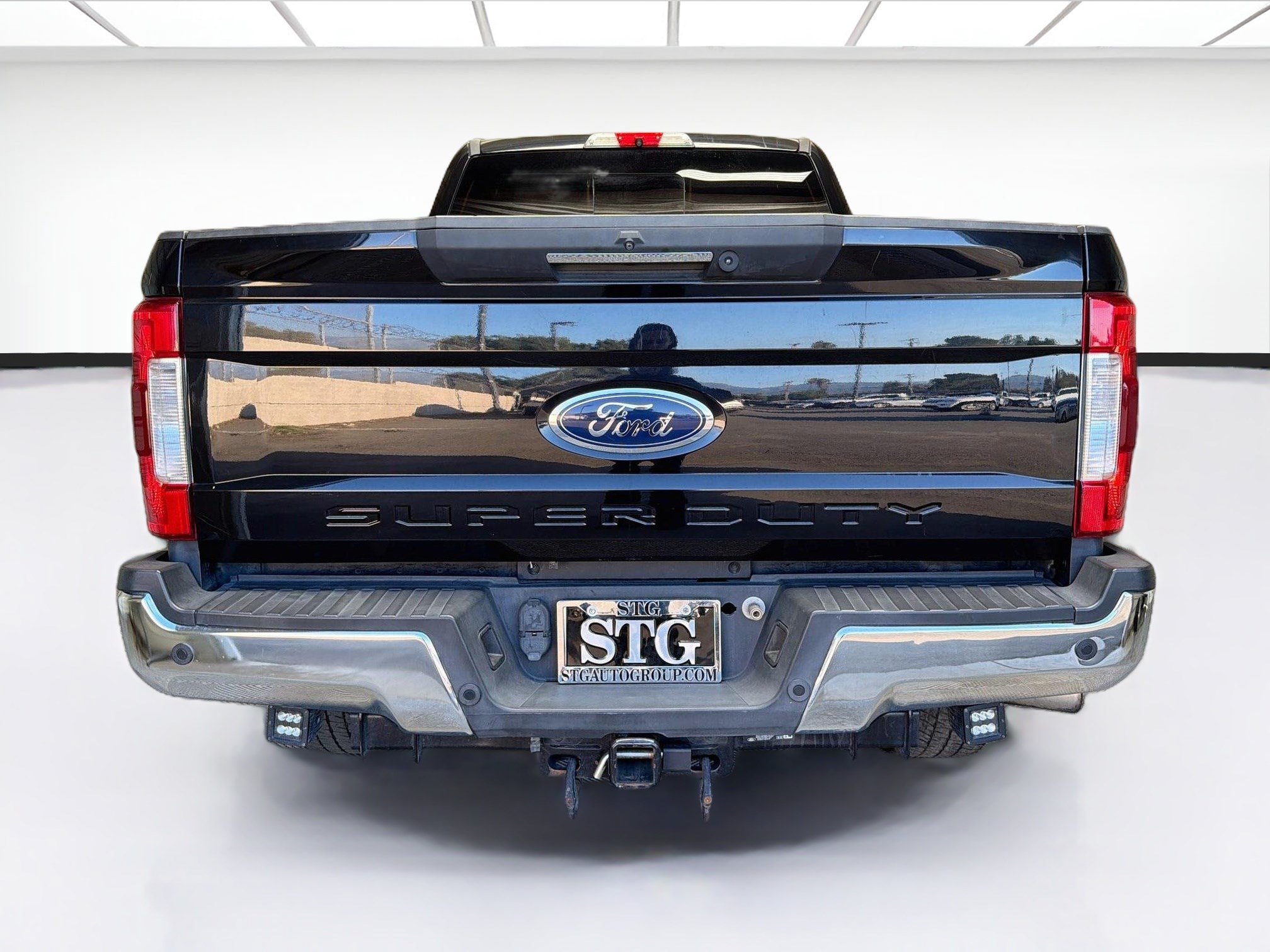 Used 2019 Ford F250 Lariat w/ Lariat Ultimate Package AWD/4WD image 5