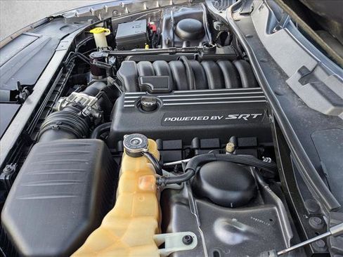 Used 2016 Dodge Challenger R/T Scat Pack w/ Leather Interior Group image 24
