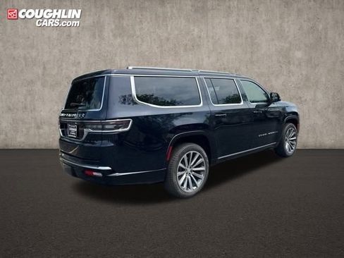 New 2024 Jeep Grand Wagoneer L 4WD w/ Flexible Seating Group image 6