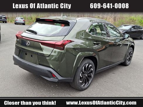 Certified 2025 Lexus UX 300h AWD w/ Accessory Package (Z2) image 6