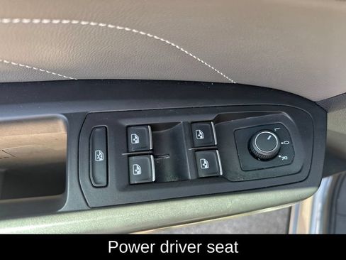 Used 2023 Volkswagen Atlas SE FWD image 12