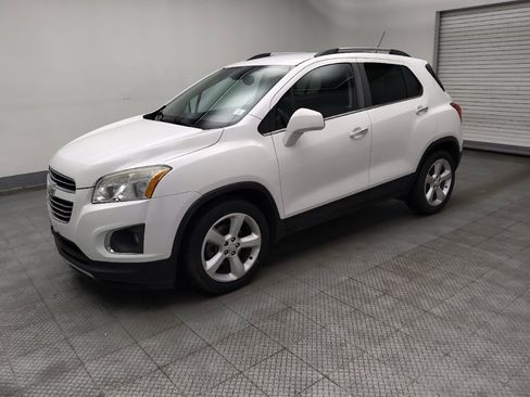 Used 2016 Chevrolet Trax LTZ FWD image 2