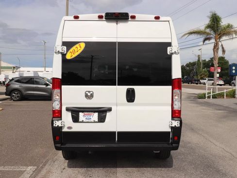 Used 2023 RAM ProMaster 2500 FWD image 10