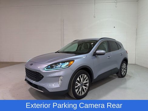 Used 2022 Ford Escape Titanium image 7