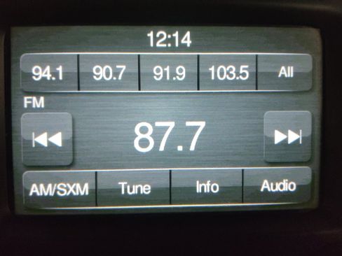 Used 2019 RAM 1500 Classic SLT image 25