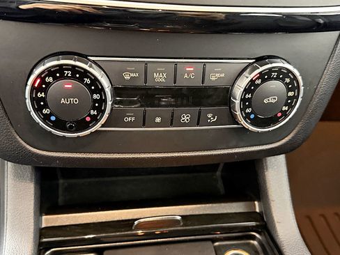 Used 2017 Mercedes-Benz GLE 350 4MATIC image 33