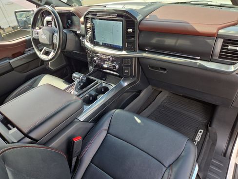 Certified 2022 Ford F150 Lariat w/ Equipment Group 502A High image 17