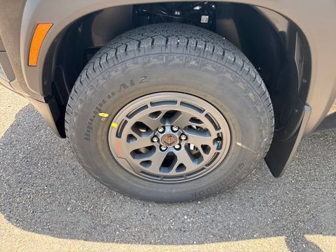 New 2026 Nissan Frontier Pro-X w/ Tow Package RWD image 23