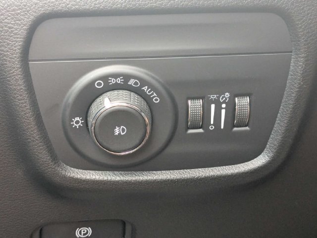 New 2026 Jeep Grand Cherokee Limited AWD/4WD image 24