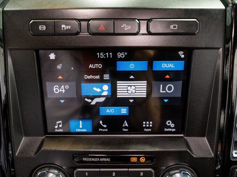 Used 2018 Ford F250 Lariat w/ Lariat Ultimate Package AWD/4WD image 24