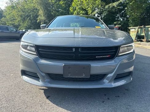 Used 2019 Dodge Charger SXT RWD image 8