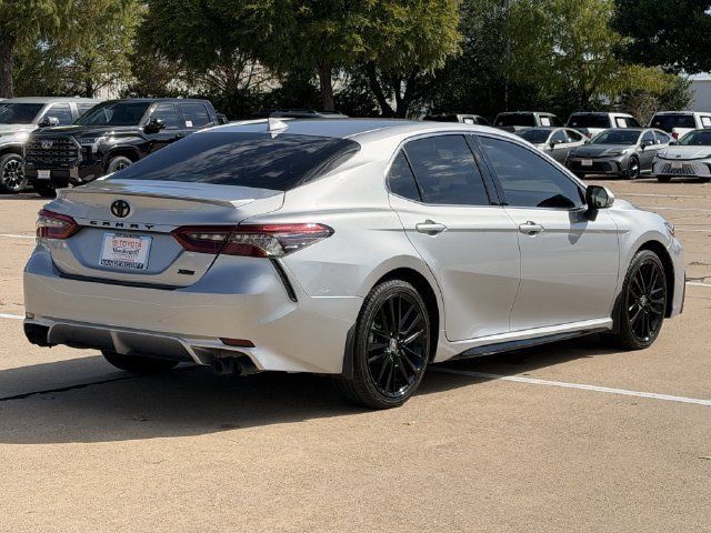 Used 2023 Toyota Camry XSE FWD image 4