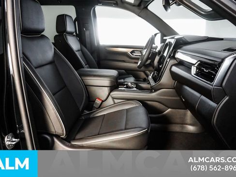 Used 2025 GMC Yukon Elevation AWD/4WD image 21