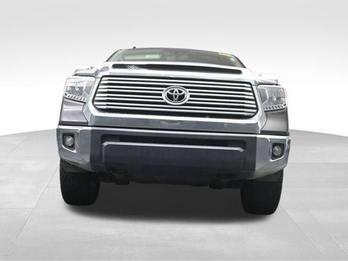 Used 2017 Toyota Tundra Limited w/ Limited Premium Package AWD/4WD image 16