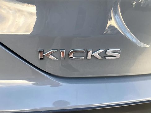 Used 2024 Nissan Kicks SV FWD image 30