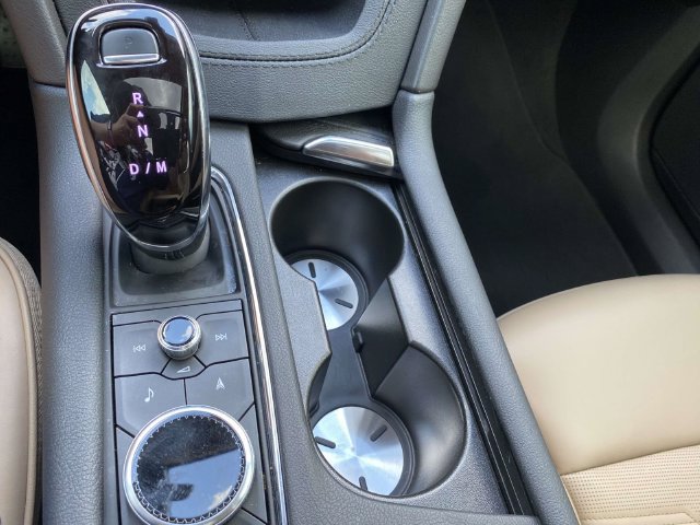 Used 2024 Cadillac XT6 Premium Luxury w/ Platinum Package FWD image 26