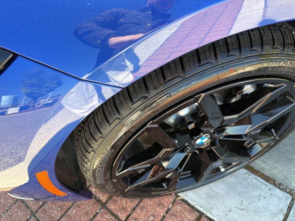 New 2026 BMW 330i Sedan w/ M Sport Package RWD image 10