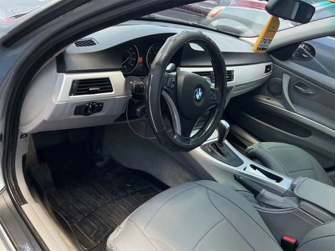 Used 2008 BMW 328i Sedan RWD image 5
