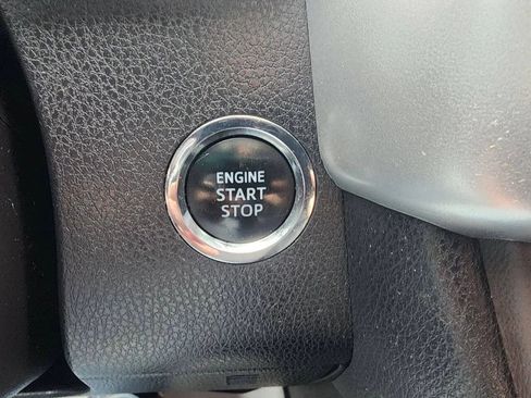 Used 2016 Toyota Highlander XLE AWD/4WD image 27