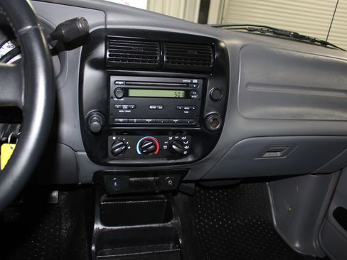 Used 2010 Ford Ranger Sport image 13