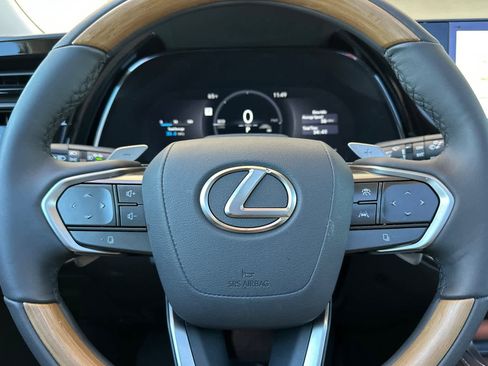 Used 2026 Lexus RX 350 w/ Convenience Package image 25