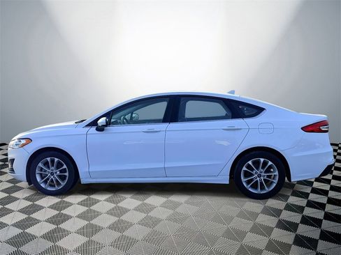 Used 2020 Ford Fusion SE image 6