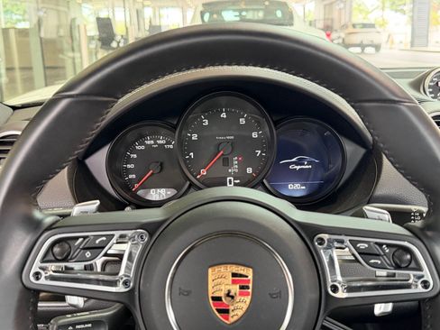 Certified 2024 Porsche 718 Cayman RWD image 12