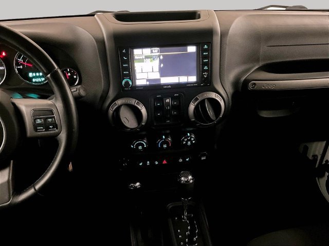 Used 2016 Jeep Wrangler Unlimited Sport AWD/4WD image 7