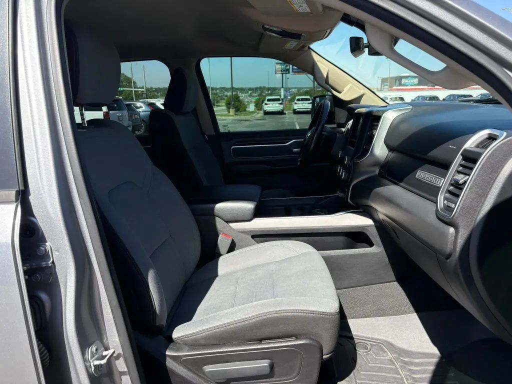 Used 2019 RAM 1500 Big Horn AWD/4WD image 15
