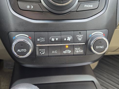 Used 2015 Acura RDX AWD w/ Technology Package image 17