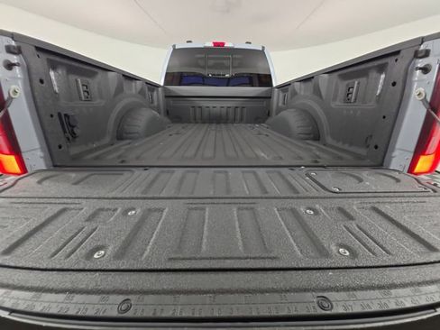 Certified 2025 Ford F350 Platinum w/ Tremor Off-Road Package AWD/4WD image 18